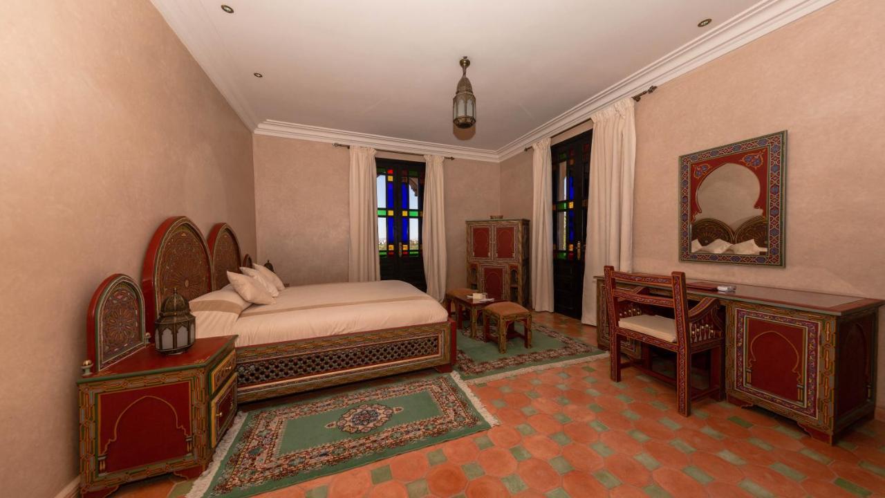 โลลิเวอแร เดอ ลัตลาส Hotel Douar Caid Layadi ภายนอก รูปภาพ